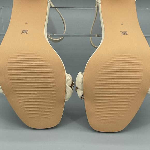 NEW BCBGeneration Women’s Isabel Braided Sandals White Size 7M - Picture 10 of 10
